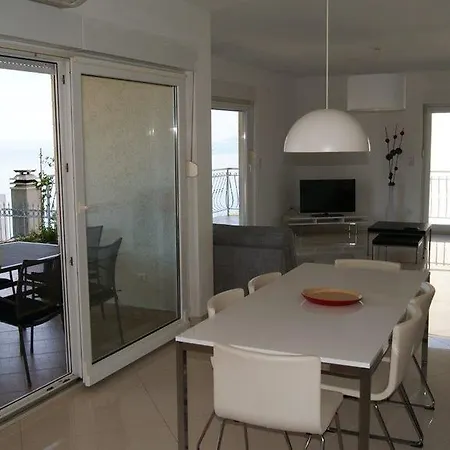 Feelgood Apartamento Podstrana