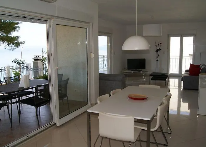 Feelgood Apartamento Podstrana